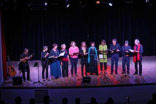 https://www.ville-sollies-pont.fr/photo/img/actualites/2025/chorale_sur_tous_les_tons/chorale_24.05_(4).jpg?time=1748262040579