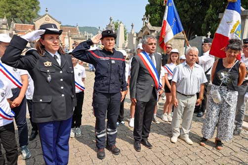 https://www.ville-sollies-pont.fr/photo/img/actualites/2025/comm%C3%A9moration/08.06/Indochine_(3).jpg?time=1749626896460