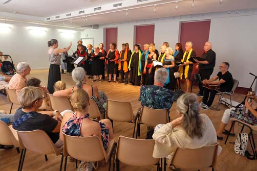 https://www.ville-sollies-pont.fr/photo/img/actualites/2025/fest_piano/02.07/chorale_(4).jpg?time=1751553858285