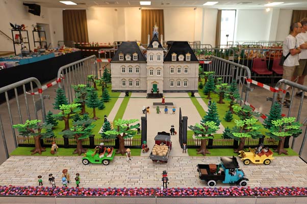 https://www.ville-sollies-pont.fr/photo/img/actualites/2026/COF/expo_playmobil_23-24.05/expo_playmobil_(5).jpg?time=1779714682954