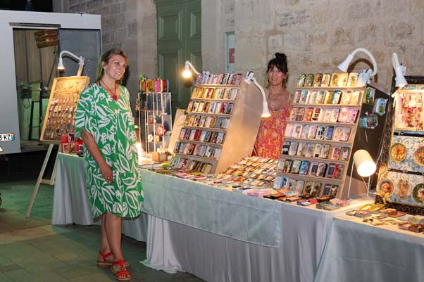 https://www.ville-sollies-pont.fr/photo/img/actualites/2026/COF/march%C3%A9_estival_27.06/march%C3%A9_(5).jpg?time=1782802885811