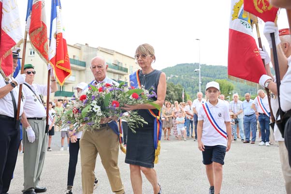 https://www.ville-sollies-pont.fr/photo/img/actualites/2026/Comm%C3%A9moration/24.08_Lib%C3%A9/Lib%C3%A9ration_(4).jpg?time=1787666731471