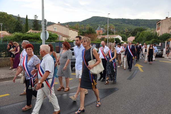 https://www.ville-sollies-pont.fr/photo/img/actualites/2026/Comm%C3%A9moration/24.08_Lib%C3%A9/Lib%C3%A9ration_(4).jpg?time=1787666731471