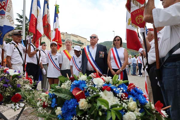 https://www.ville-sollies-pont.fr/photo/img/actualites/2026/Comm%C3%A9moration/24.08_Lib%C3%A9/Lib%C3%A9ration_(4).jpg?time=1787666731471