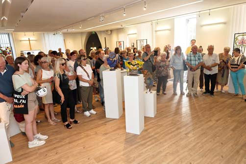 https://www.ville-sollies-pont.fr/photo/img/actualites/2026/Exposition/Expo_LesArtsDuVerre_10-17.06/expo_vitraux_(1).jpg?time=1781532185411