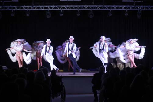 https://www.ville-sollies-pont.fr/photo/img/actualites/2026/Farlight_soir%C3%A9e_cabaret_8.05/farlight_(13).jpg?time=1778585748156