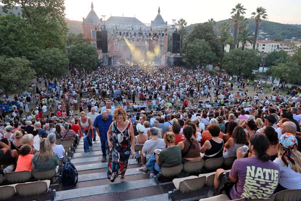 https://www.ville-sollies-pont.fr/photo/img/actualites/2026/Festival_ch%C3%A2teau/C._Ma%C3%A9/C._Ma%C3%A9_(1).jpg?time=1784210235410