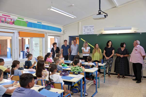 https://www.ville-sollies-pont.fr/photo/img/actualites/2026/rentr%C3%A9e_scolaire/rentr%C3%A9e_scolaire_(1).jpg?time=1788274264105